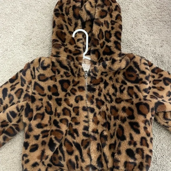 Hanna banana fuzzy leopard bomber jacket - Picture 1 of 5
